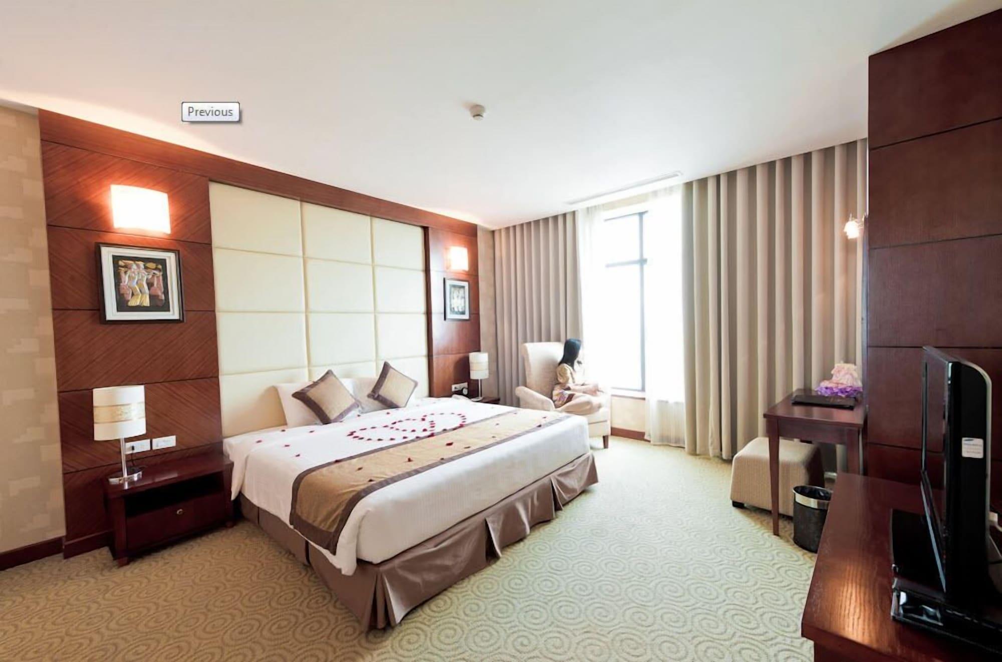 Muong Thanh Grand Hanoi Hotel Exterior foto