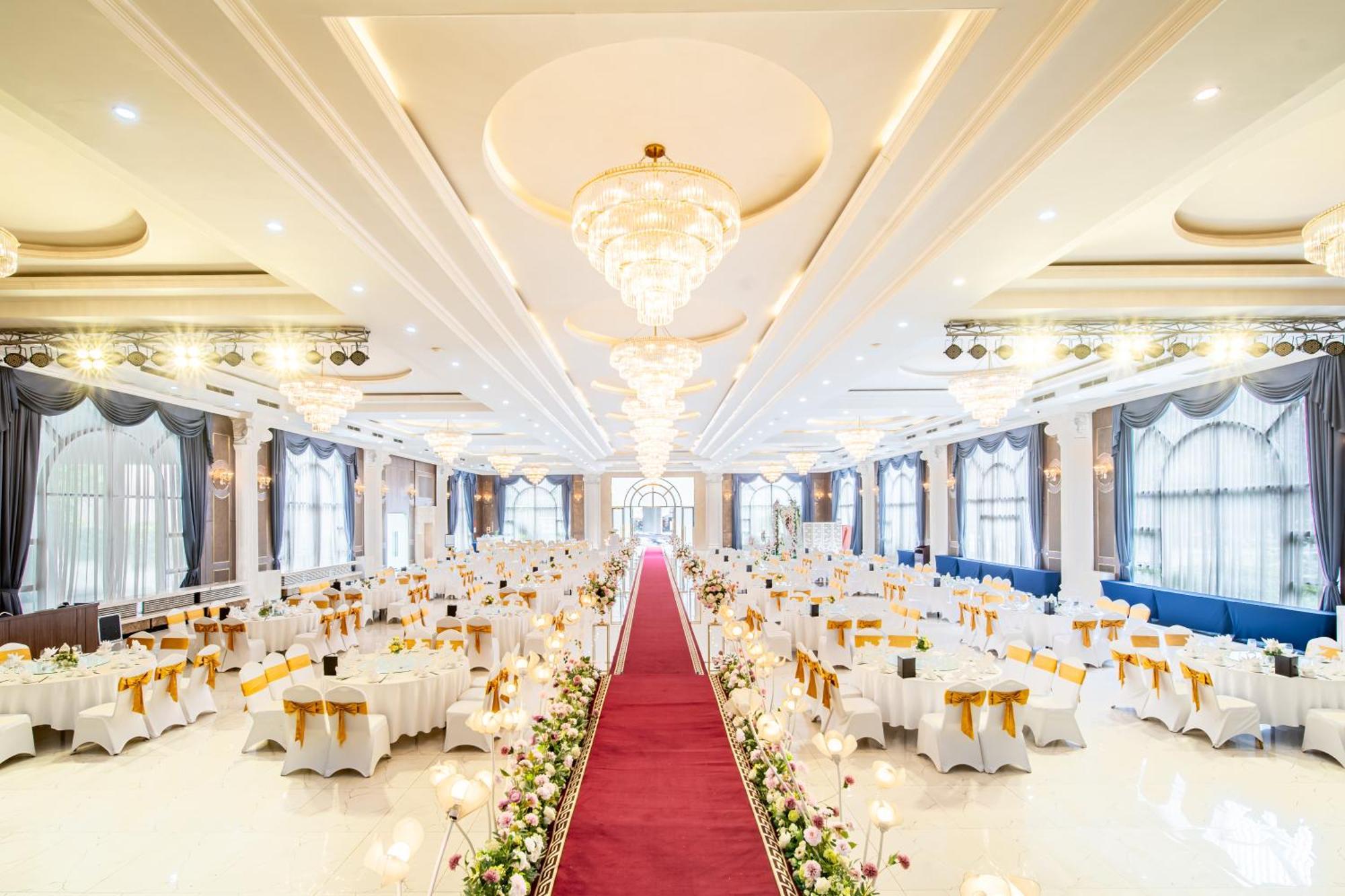 Muong Thanh Grand Hanoi Hotel Exterior foto